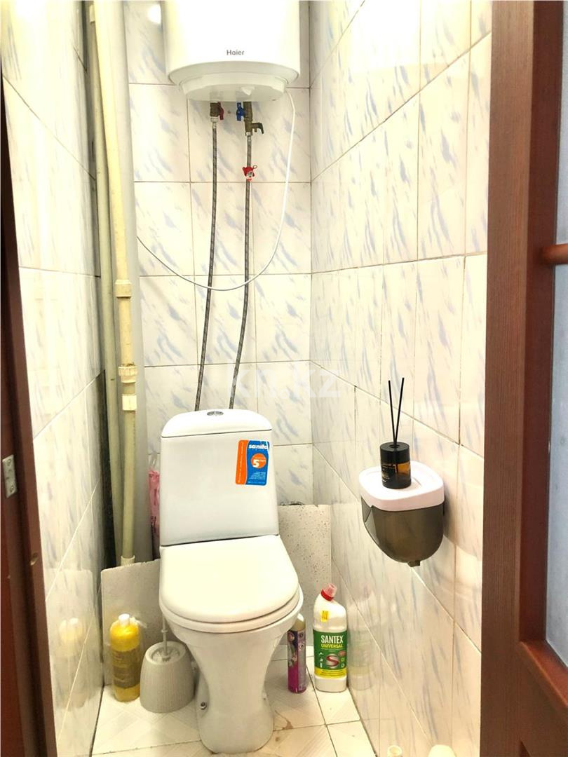 Продажа 2-комнатной квартиры, 52 м², мкр-н 15 в Караганде - фото 7