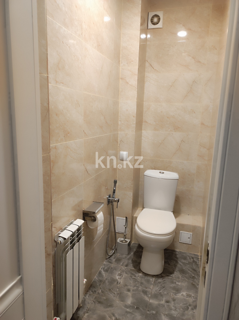 Продажа 3-комнатной квартиры, 80 м², ул. Сатыбалдина, дом  4/1 в Караганде - фото 7