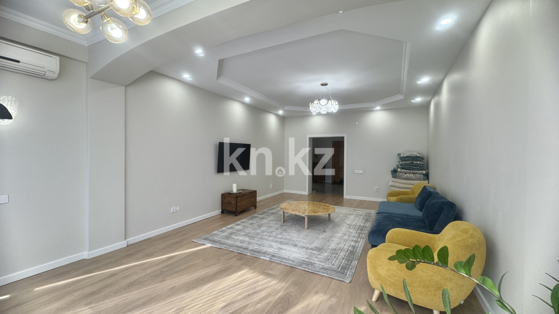 Продажа 3-комнатной квартиры, 133 м², мкр. Самал-2 в Алматы - фото 9