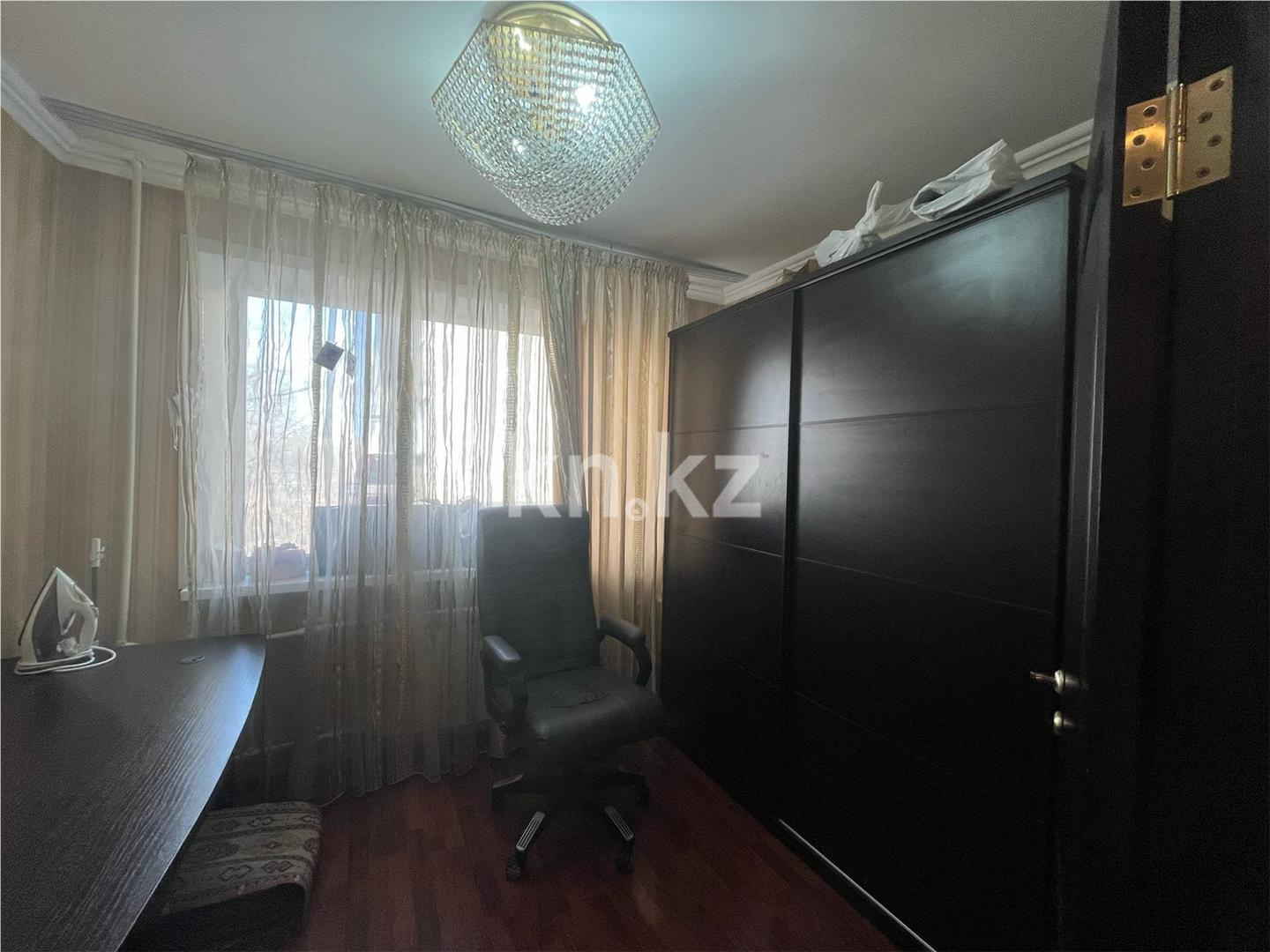 Продажа 4-комнатной квартиры, 84 м², ул. Университетская в Караганде - фото 9