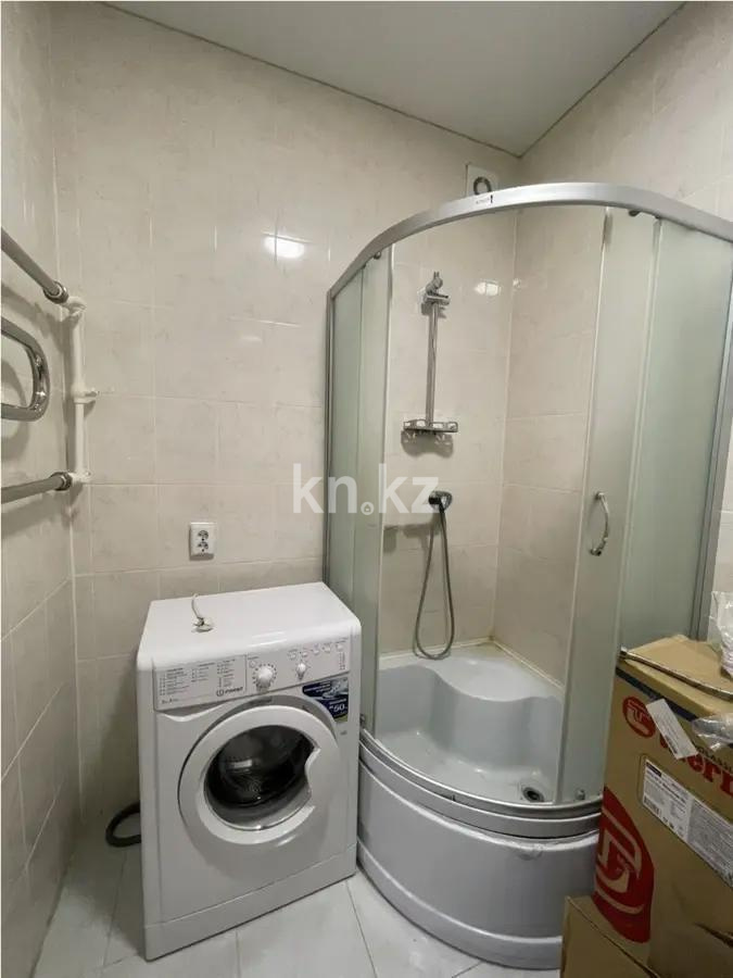 Продажа 1-комнатной квартиры, 45 м², мкр-н Степной-3, дом  2/3 в Караганде - фото 3