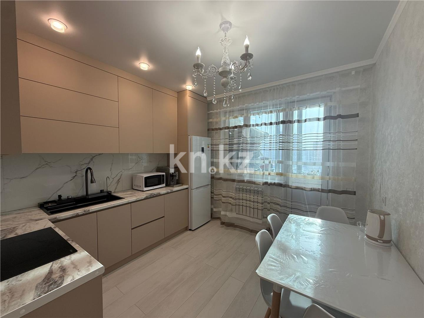 Продажа 1-комнатной квартиры, 42 м² в Астане - фото 4