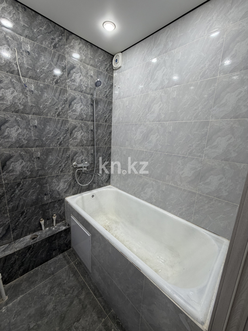 Продажа 1-комнатной квартиры, 30.6 м² в Караганде - фото 7