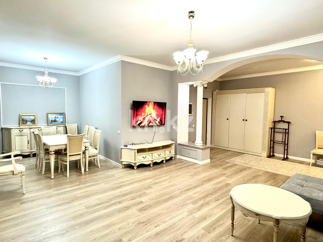 Продажа 3-комнатной квартиры, 130 м², ул. Достык, дом  13 в Астане - фото 6