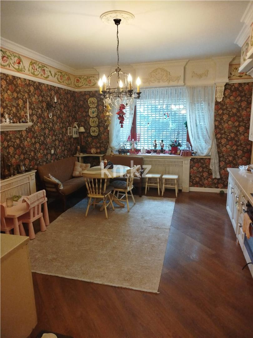 Продажа 10-комнатного дома, 320 м² в Темиртау - фото 11