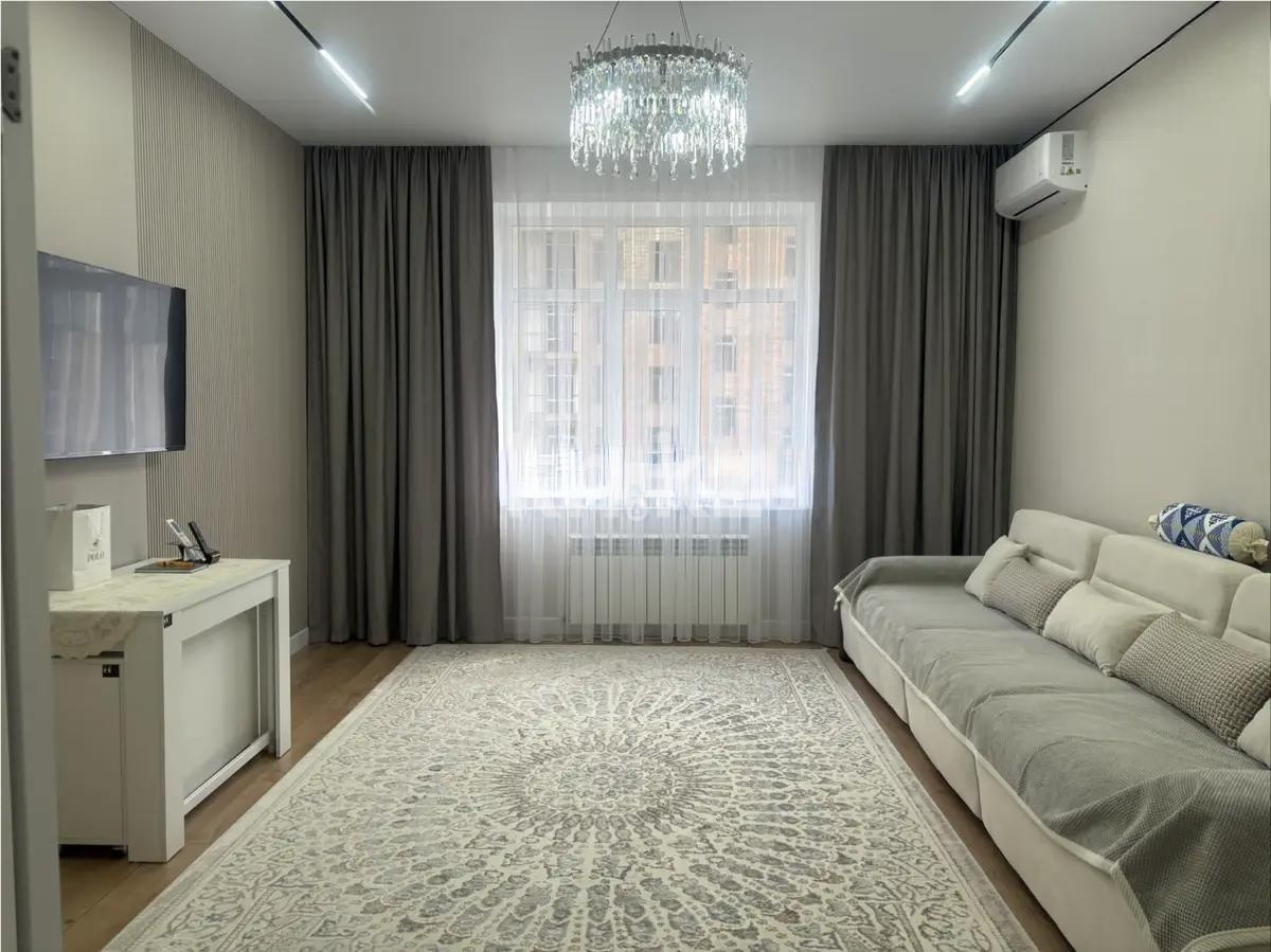 Продажа 3-комнатной квартиры, 95 м² в Караганде