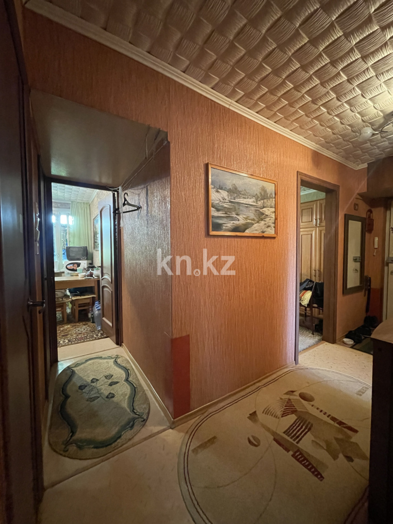 Продажа 3-комнатной квартиры, 63 м², ул. Бажова, дом  333/6 в Усть-Каменогорске - фото 11