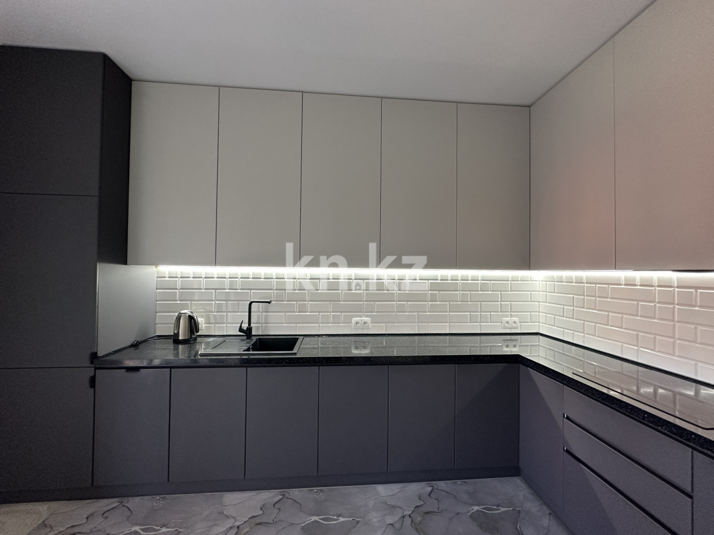 Продажа 4-комнатной квартиры, 198 м², ул. Ботаническая, дом  12/12 в Караганде - фото 32