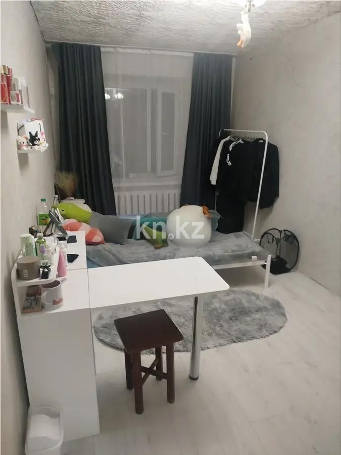 Продажа 3-комнатной квартиры, 63 м², мкр-н 19, дом  43 в Караганде - фото 3