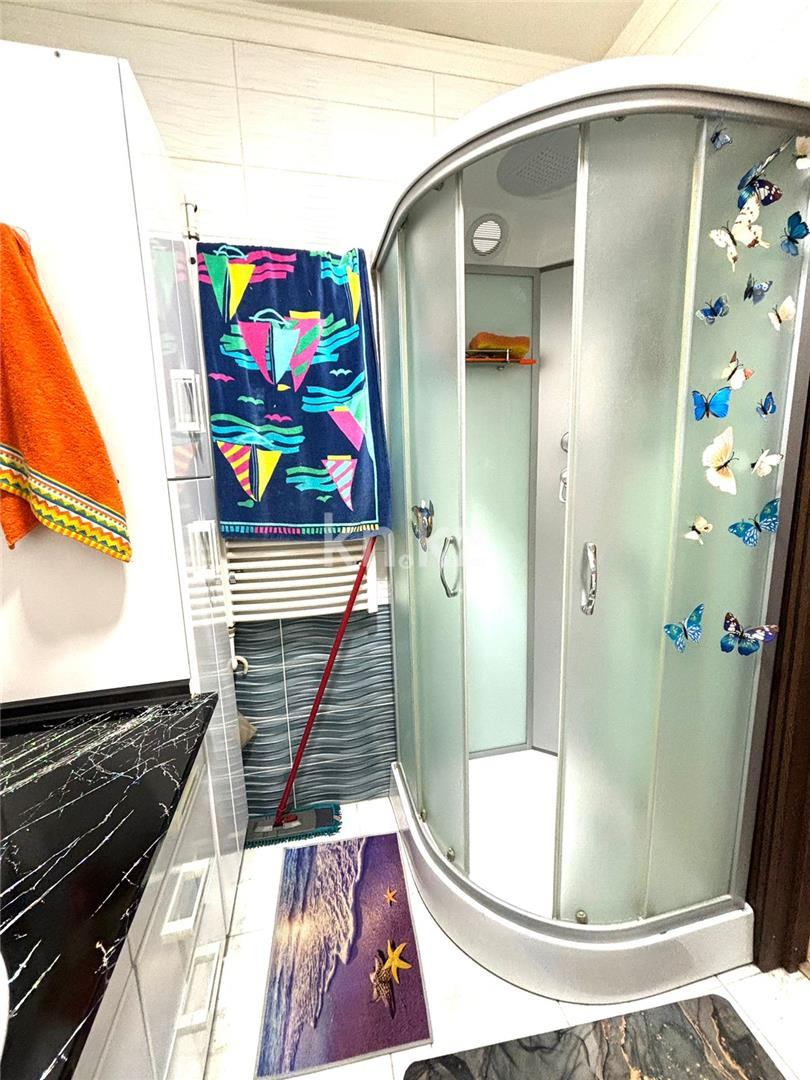 Продажа 2-комнатной квартиры, 47 м², ул. Ермекова в Караганде - фото 9