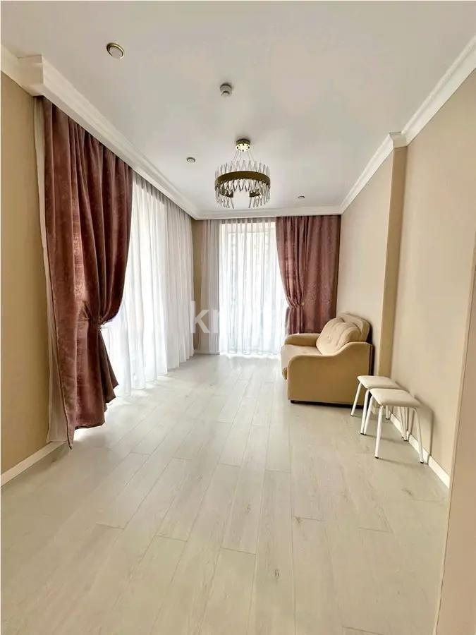 Продажа 3-комнатной квартиры, 94 м², пр. Абая, дом  165 в Алматы - фото 2