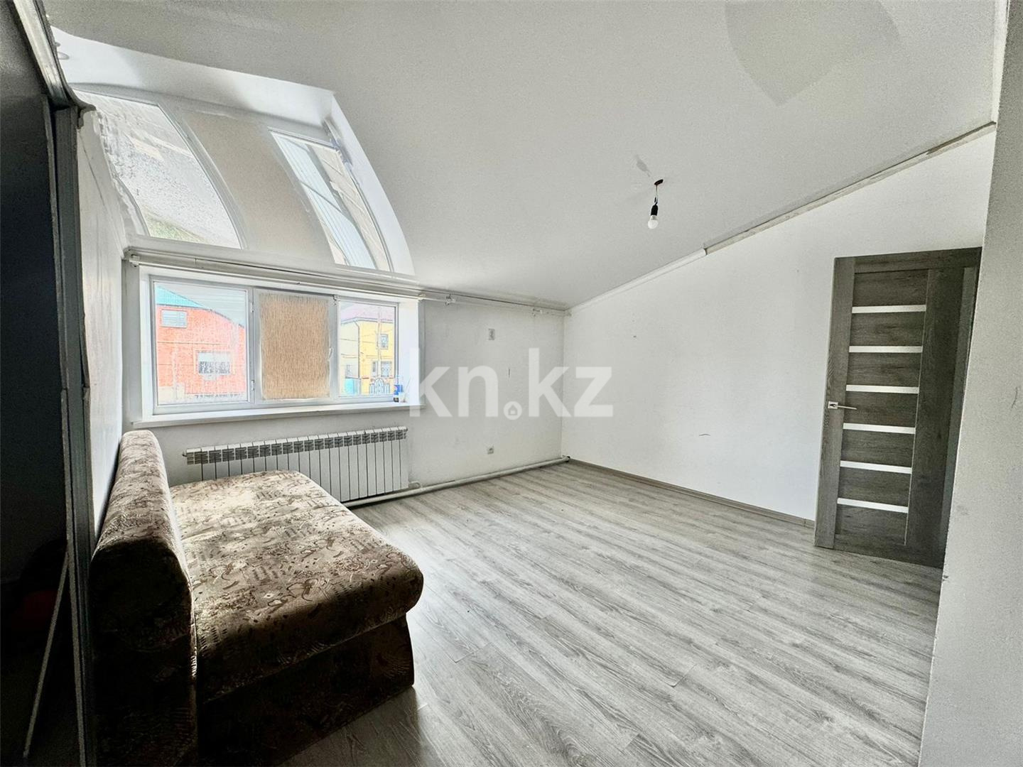 Продажа 6-комнатного дома, 260 м², ул. Ондасынова в Караганде - фото 13