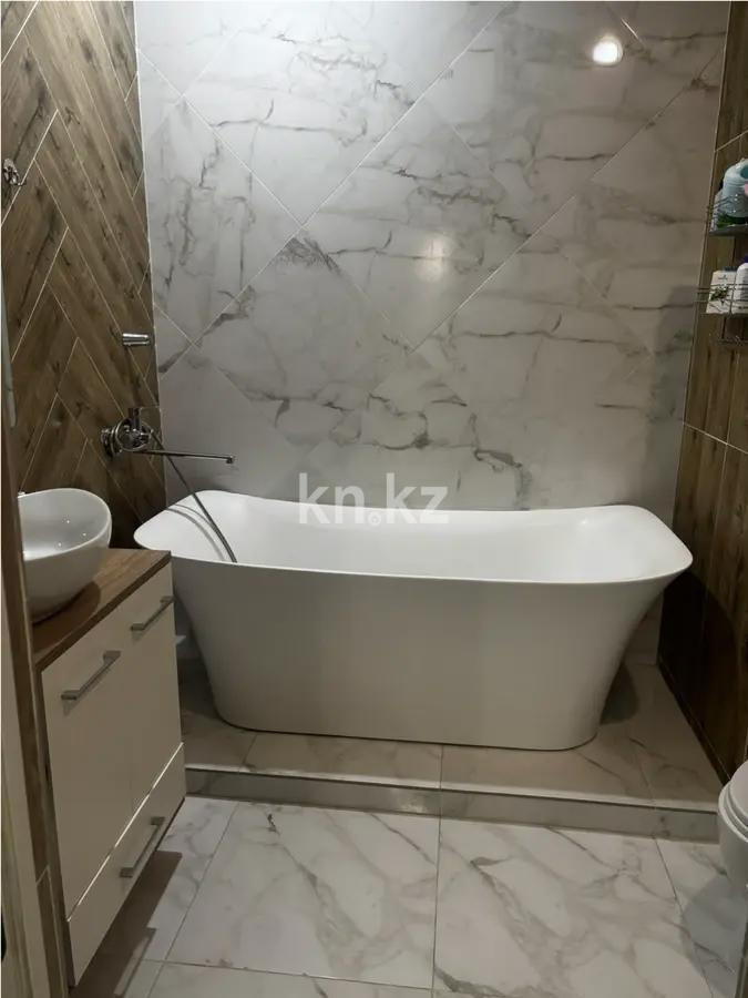 Продажа 2-комнатной квартиры, 80 м² в Алматы - фото 3