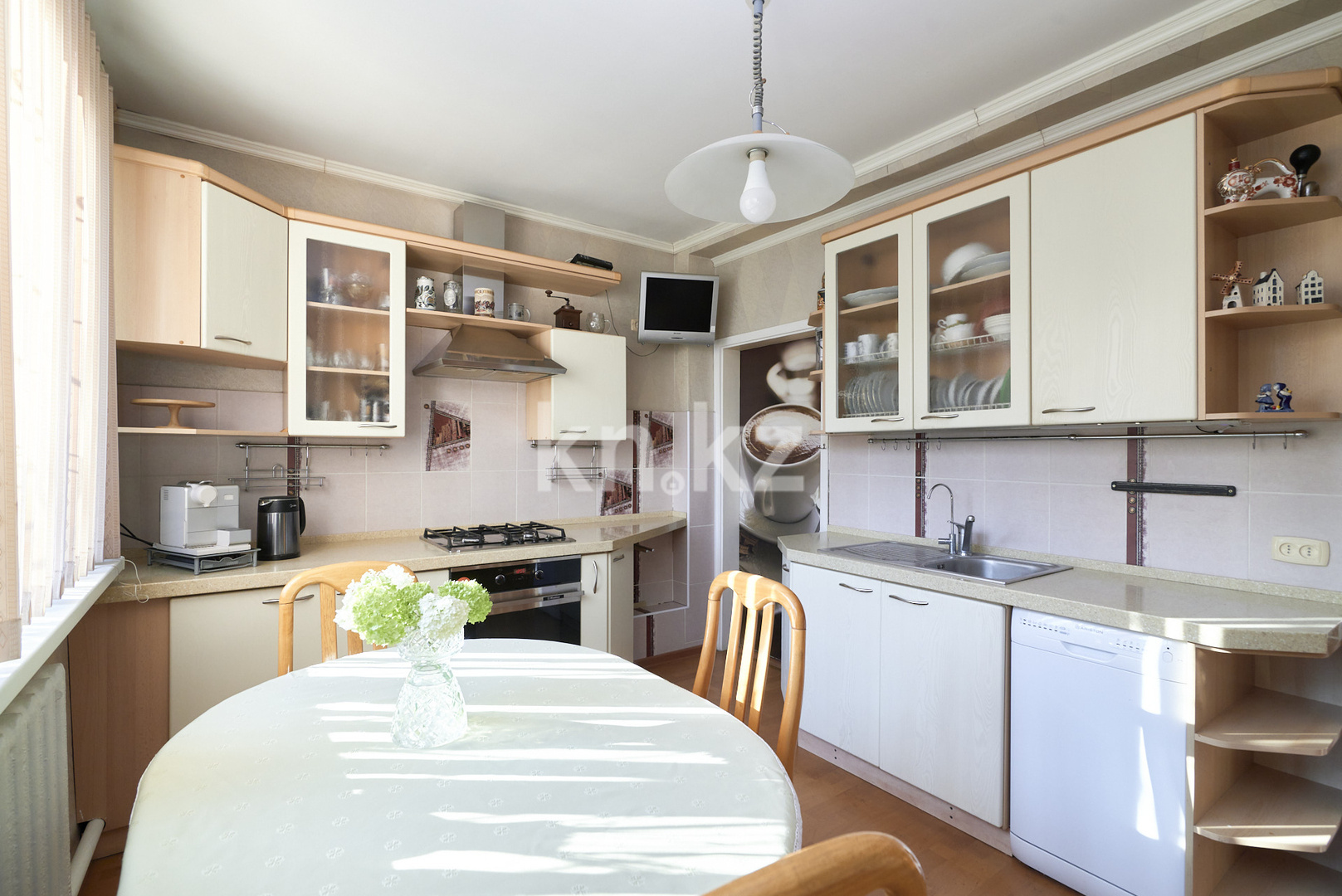 Продажа 6-комнатного дома, 348 м² в Астане - фото 23