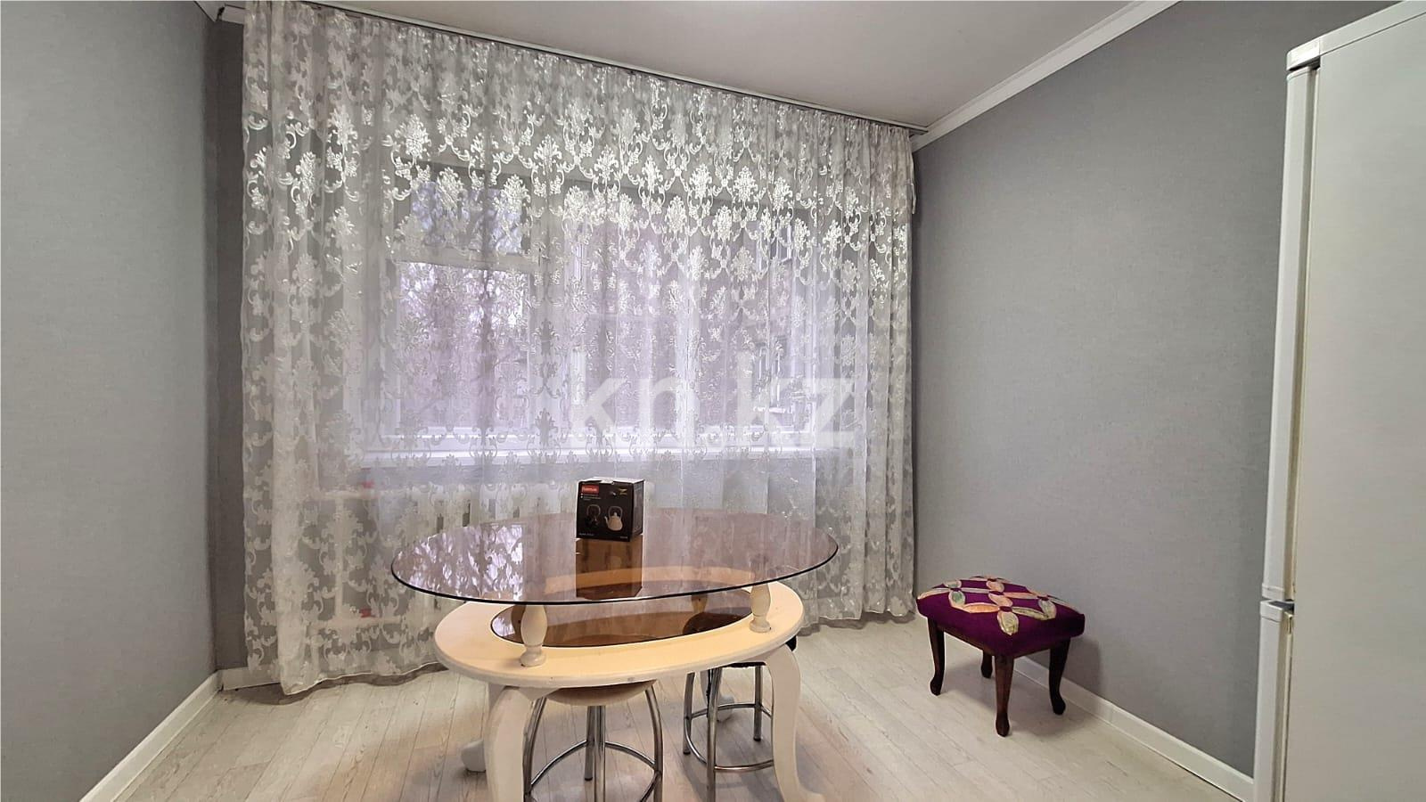 Продажа 5-комнатной квартиры, 86 м², 11а мкр. в Караганде - фото 9