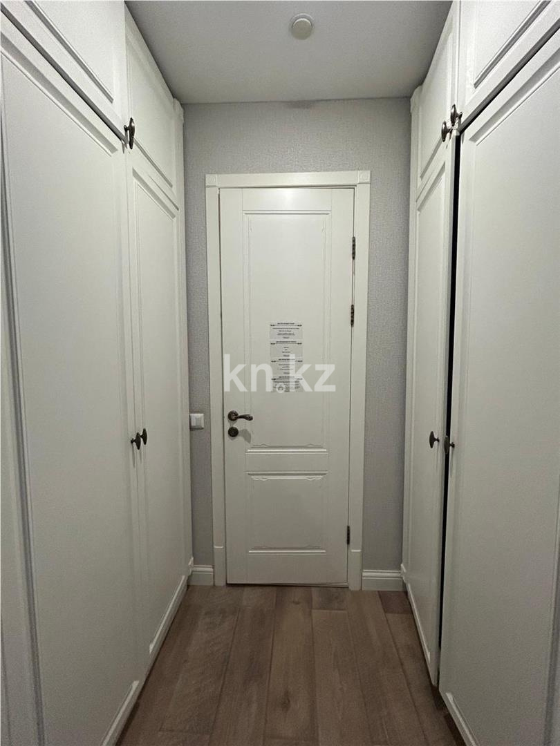 Продажа 3-комнатной квартиры, 106 м², ул. Керей, Жанибек хандар в Астане - фото 22
