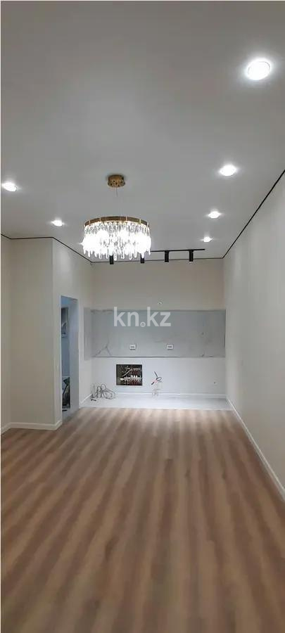 Продажа 1-комнатной квартиры, 43 м², ул. А-52, дом  8 в Астане - фото 2
