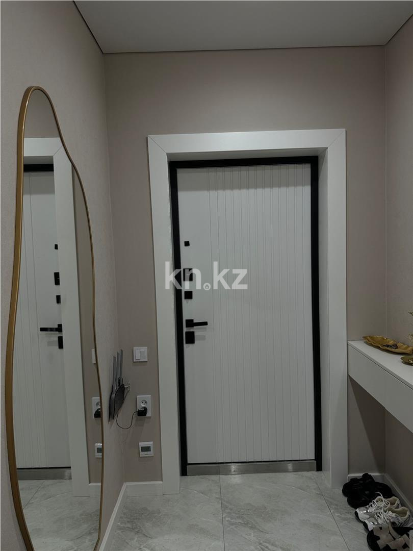 Продажа 1-комнатной квартиры, 47 м², ул. Момышулы в Караганде - фото 8