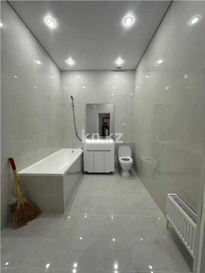 Продажа 2-комнатной квартиры, 72 м² в Астане - фото 4