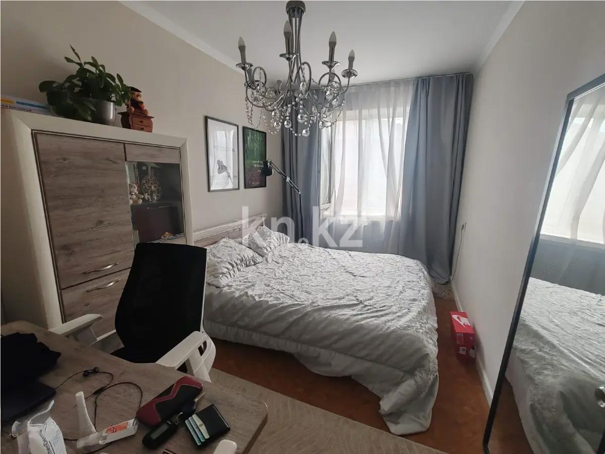 Продажа 4-комнатной квартиры, 77 м², ул. Радостовца, дом  271 в Алматы - фото 2