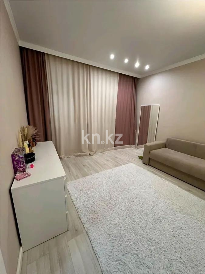 Продажа 1-комнатной квартиры, 42 м² в Астане