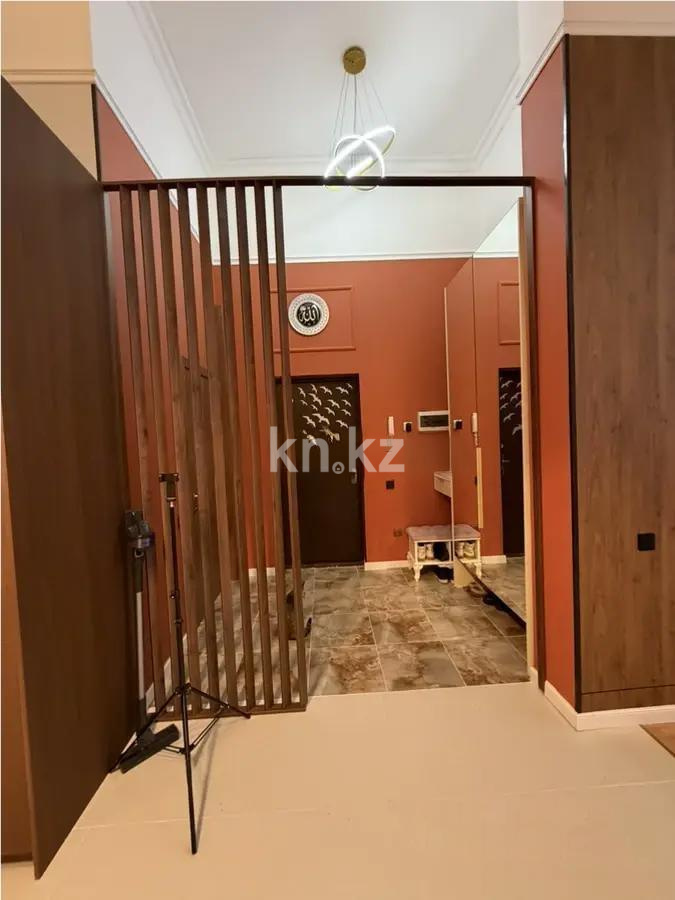 Продажа 3-комнатной квартиры, 100 м², ул. Калдаякова, дом  2/2 в Астане - фото 4