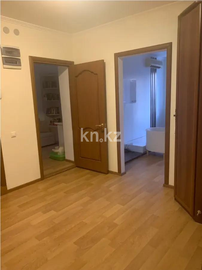 Продажа 3-комнатной квартиры, 70 м², ул. Ауэзова, дом  2 в Астане - фото 6