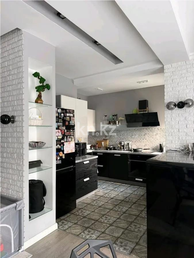 Продажа 2-комнатной квартиры, 82 м² в Алматы - фото 3