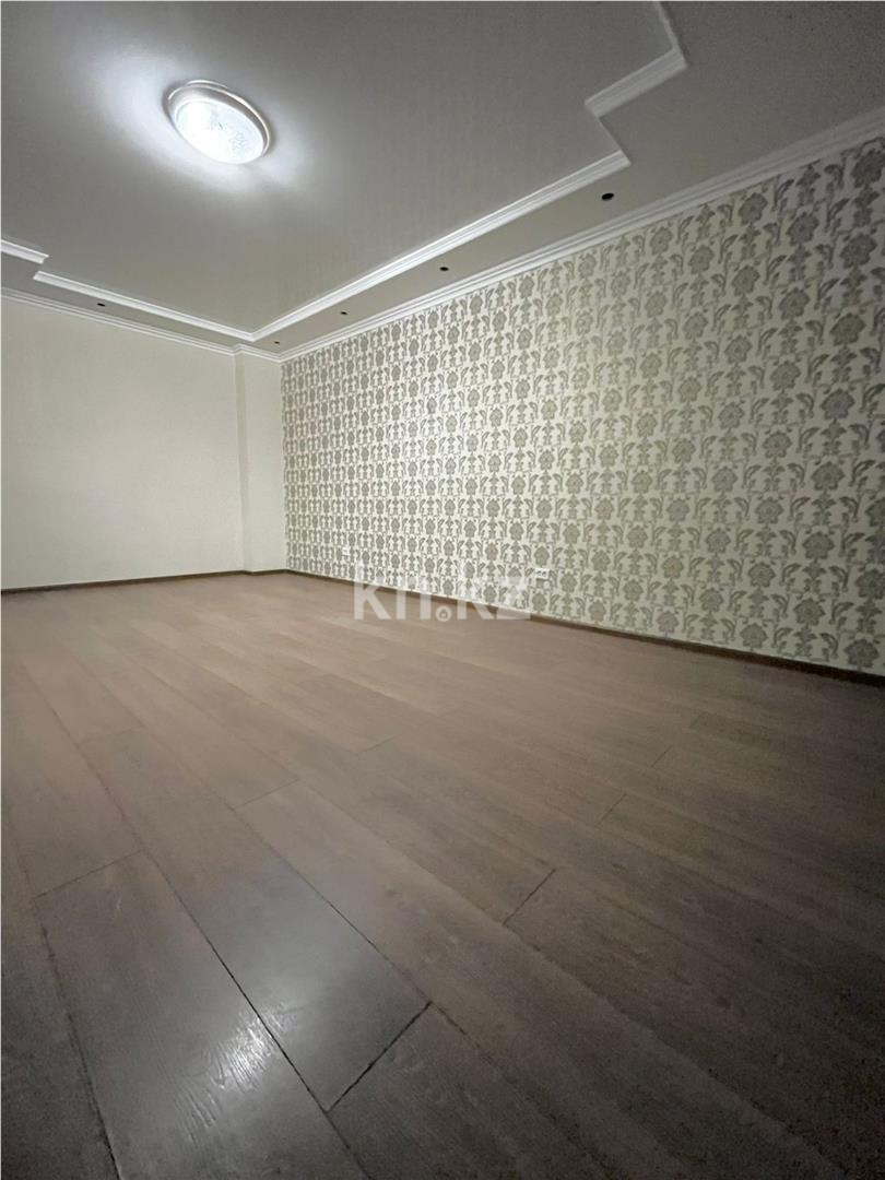 Продажа 3-комнатной квартиры, 100 м², пр. Шахтеров в Караганде - фото 8