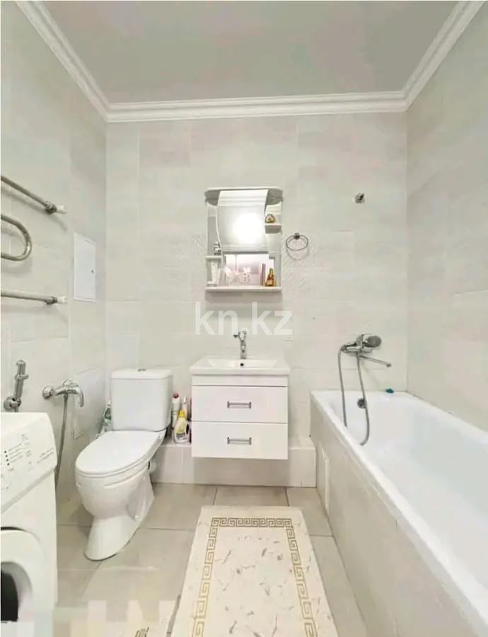 Продажа 3-комнатной квартиры, 70 м², ул. Е-67, дом  6 в Астане - фото 3