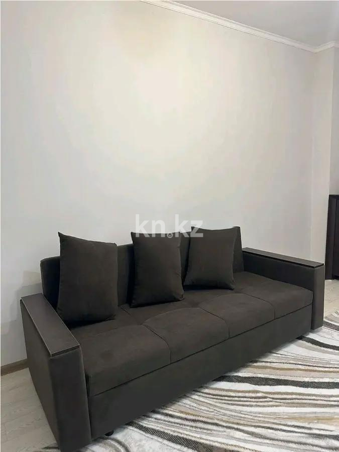 Продажа 2-комнатной квартиры, 61 м², ул. Сауран, дом  3/1 в Астане