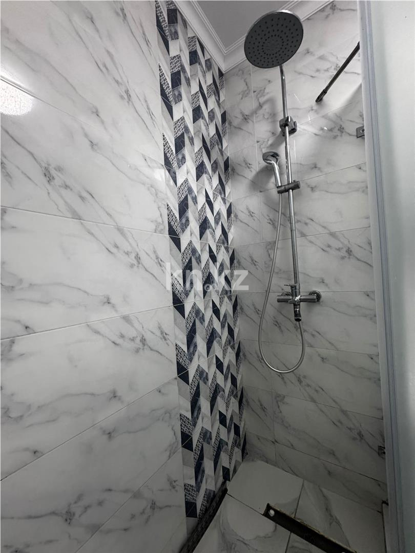 Продажа 1-комнатной квартиры, 40 м², ул. Айтматова в Астане - фото 6