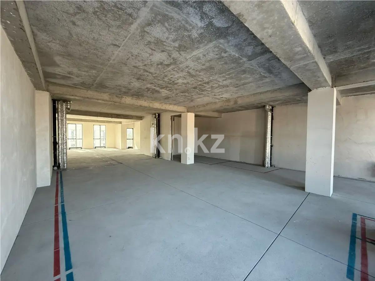 Продажа 4-комнатной квартиры, 182.8 м² в Алматы