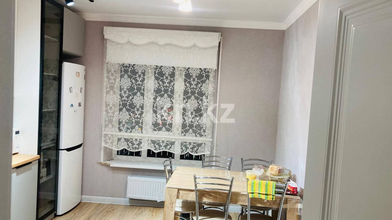 Продажа 3-комнатной квартиры, 84 м², ул. Сатыбалдина в Караганде - фото 10
