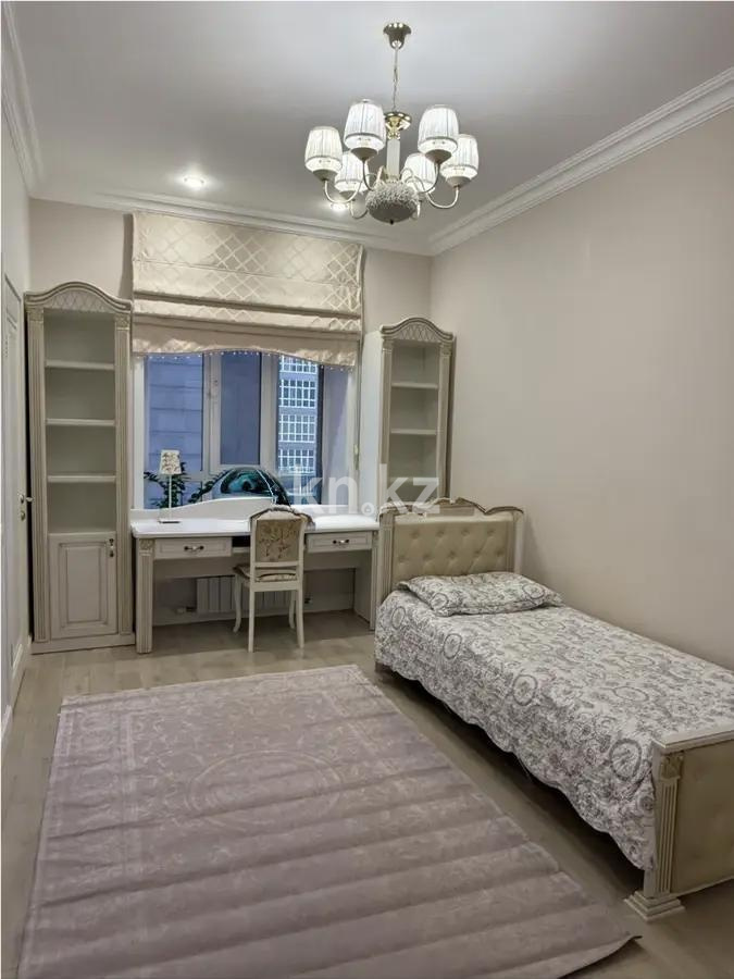 Продажа 4-комнатной квартиры, 147 м², ул. Бокейхана, дом  11 в Астане - фото 3