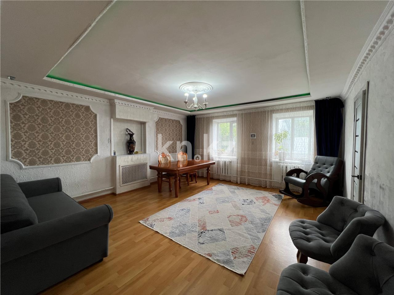 Продажа 5-комнатного дома, 180 м², ул. Гоголя в Караганде