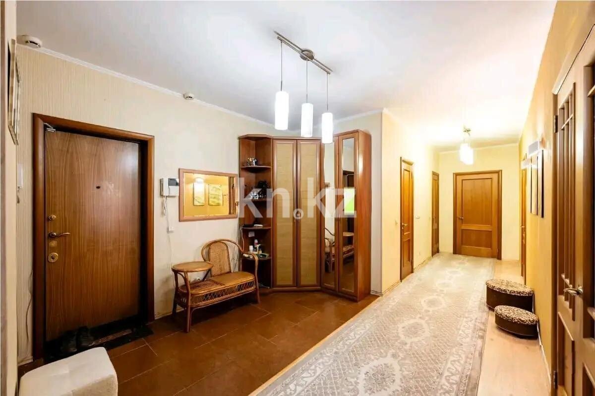 Продажа 4-комнатной квартиры, 120.8 м² в Астане - фото 8