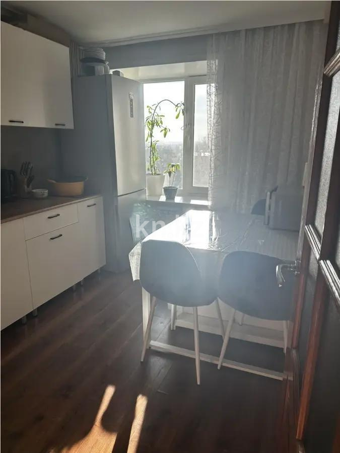 Продажа 3-комнатной квартиры, 74 м², ул. Ермекова, дом  77/3 в Караганде - фото 4