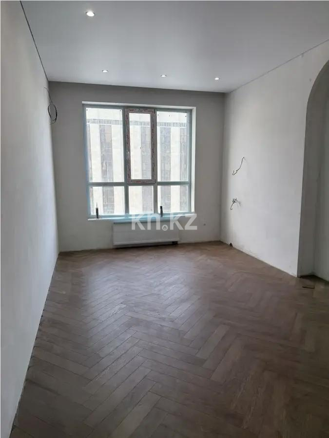 Продажа 5-комнатной квартиры, 140 м² в Астане