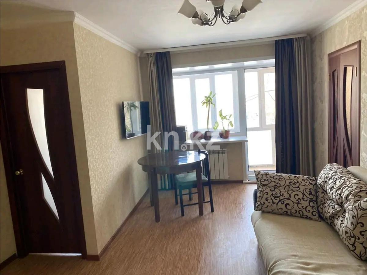 Продажа 2-комнатной квартиры, 42 м², мкр-н 12, дом  6 в Караганде
