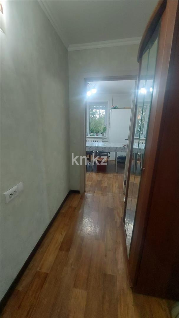 Продажа 3-комнатной квартиры, 59 м², мкр-н Восток-1 в Караганде - фото 8