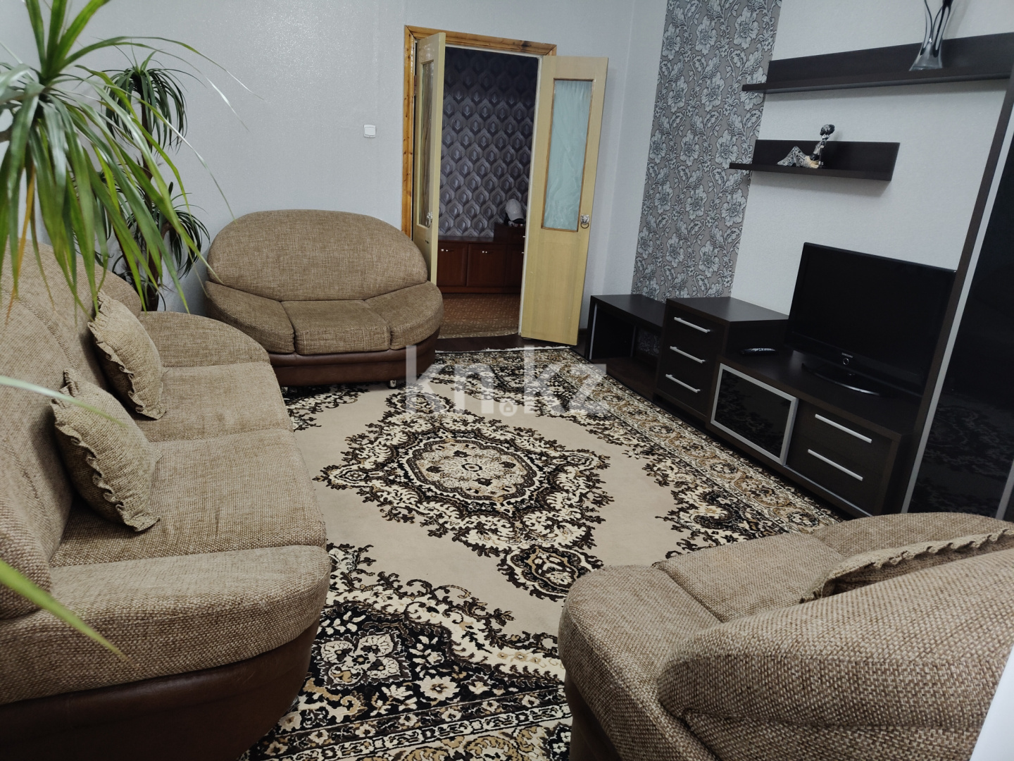 Продажа 4-комнатной квартиры, 87.6 м² в Караганде - фото 5