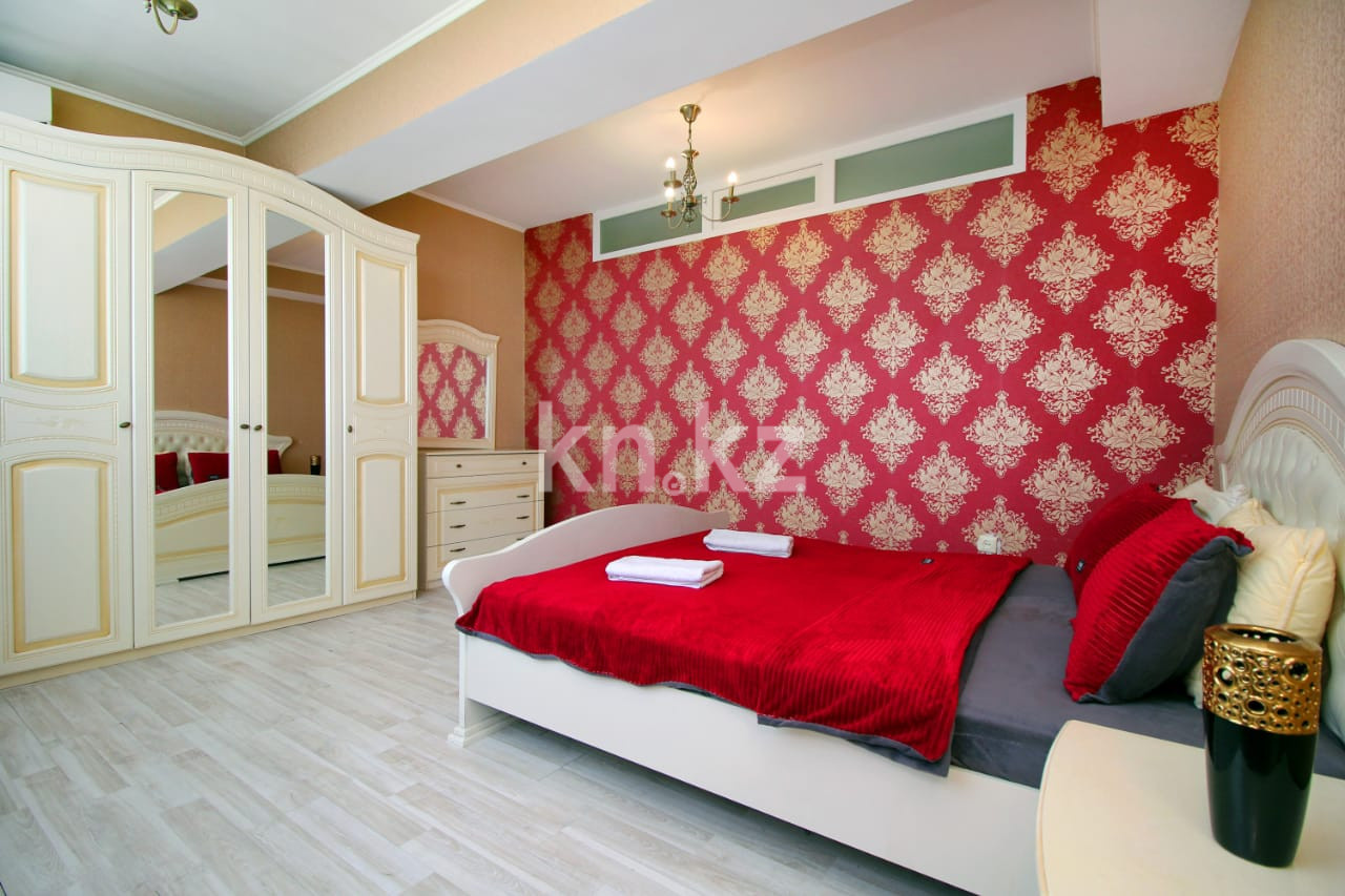 Аренда 3-комнатной квартиры посуточно, 116 м² в Алматы
