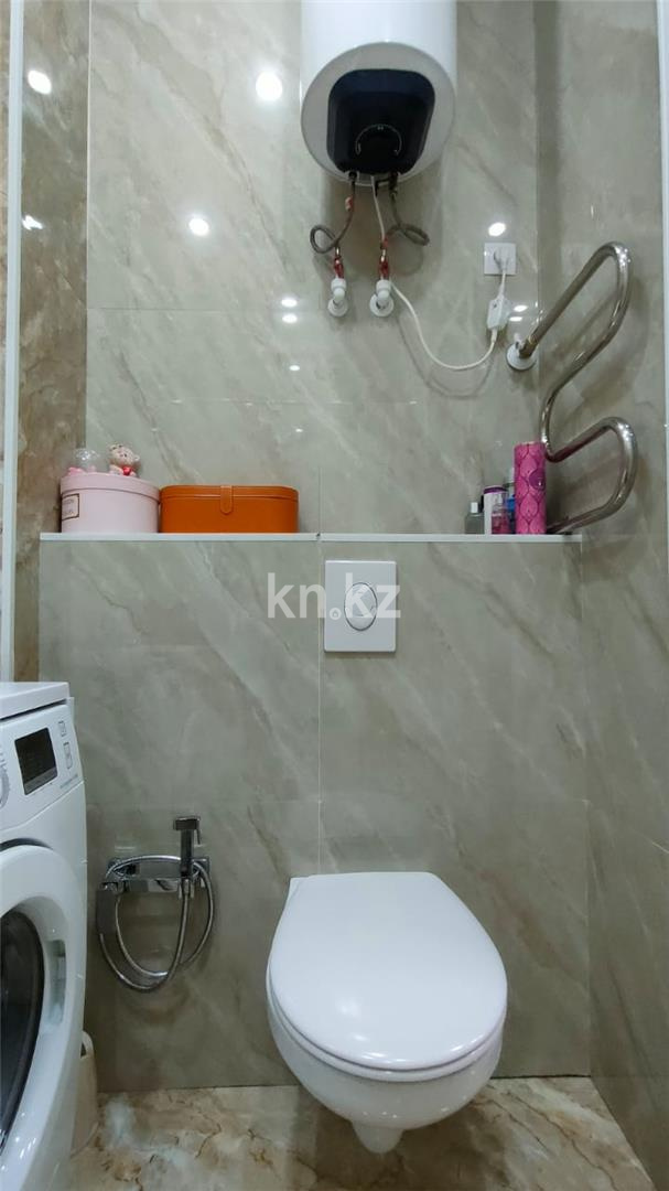 Продажа 2-комнатной квартиры, 60 м², ул. Муканова в Караганде - фото 16