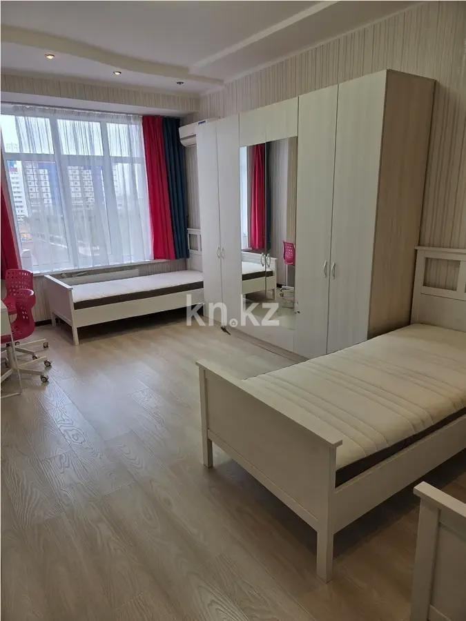Продажа 3-комнатной квартиры, 130 м², ул. Бокейхана, дом  6 в Астане