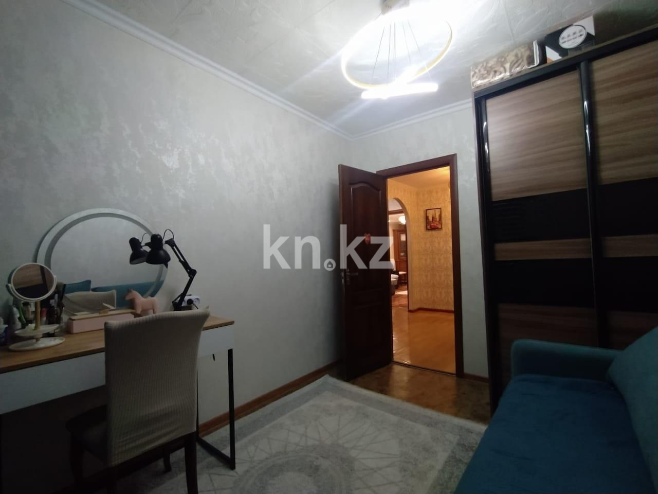Продажа 3-комнатной квартиры, 59 м², ул. Ерубаева, дом  52/2 в Караганде - фото 13