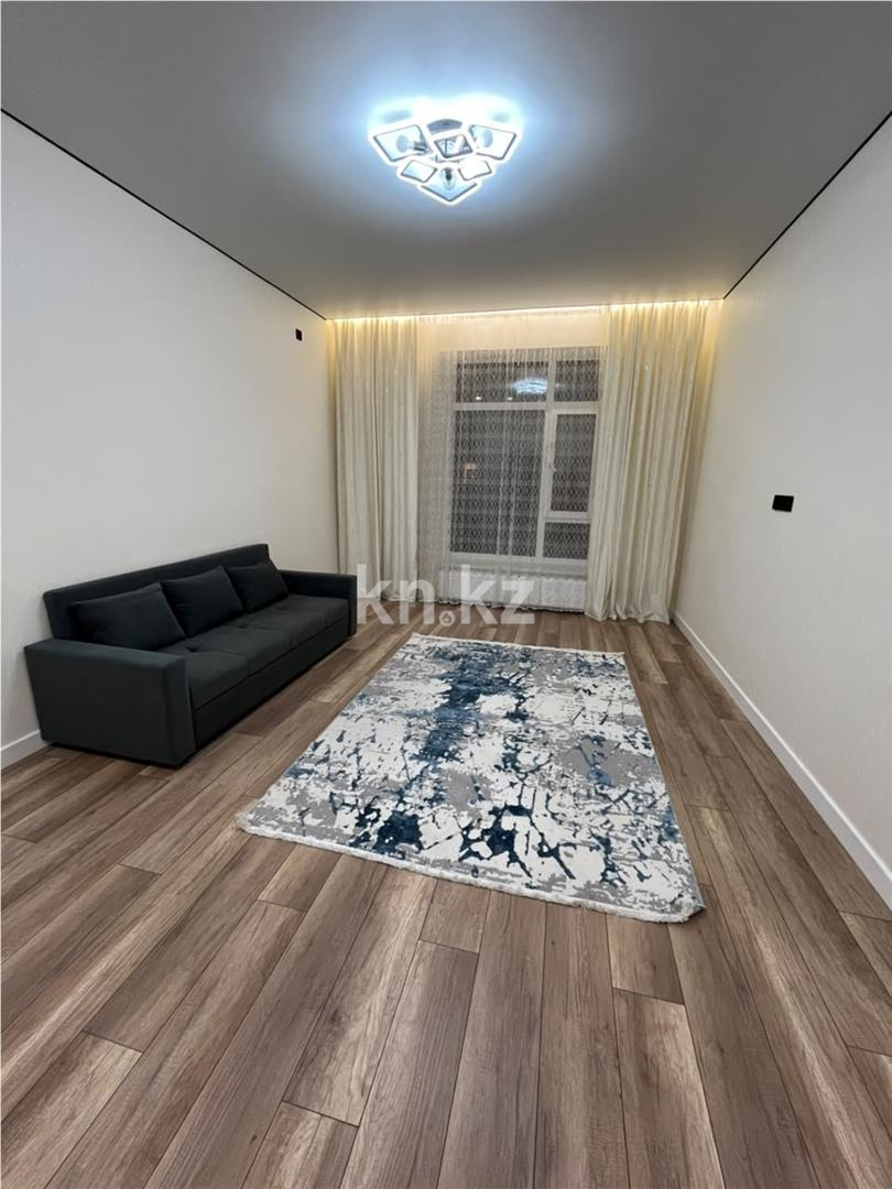 Продажа 1-комнатной квартиры, 42 м² в Астане