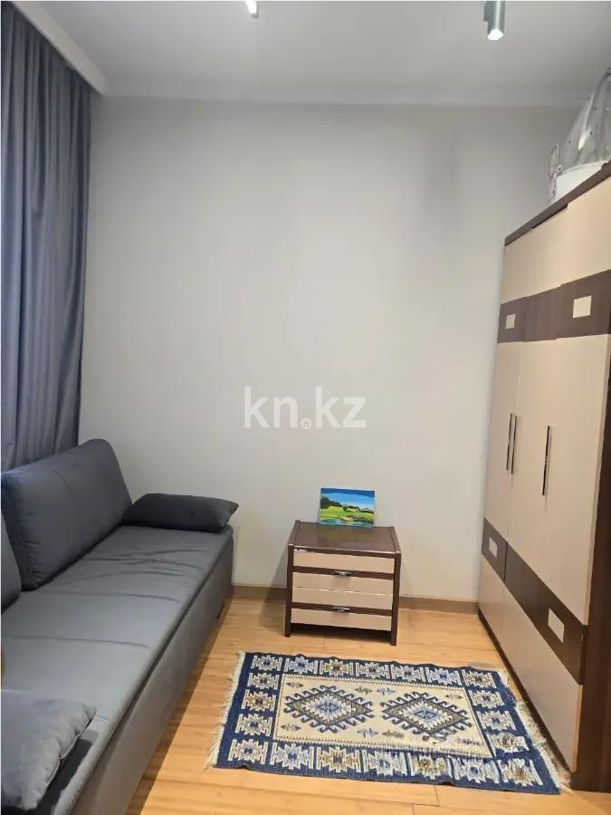 Продажа 3-комнатной квартиры, 70.5 м², мкр-н Аксай-2, дом  76 в Алматы - фото 3