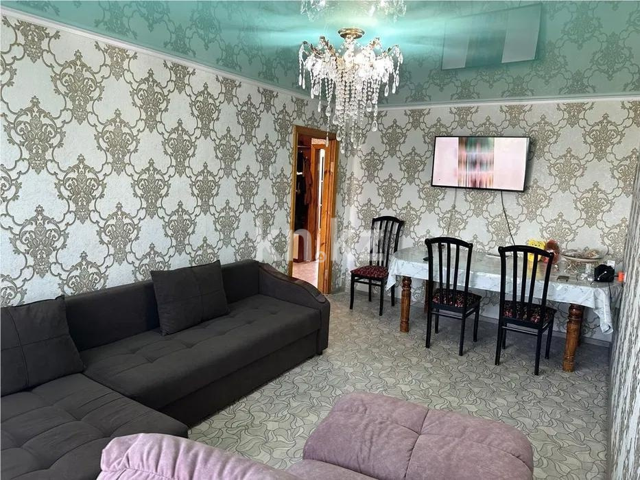 Продажа 3-комнатной квартиры, 70 м² в Шахтинске
