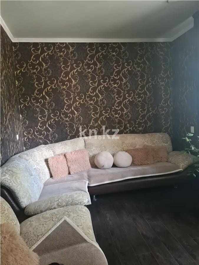 Продажа 3-комнатной квартиры, 76 м² в Караганде